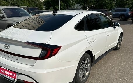 Hyundai Sonata VIII, 2021 год, 1 600 000 рублей, 6 фотография