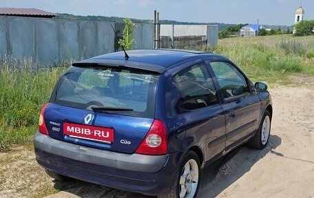 Renault Clio III, 2001 год, 349 000 рублей, 3 фотография