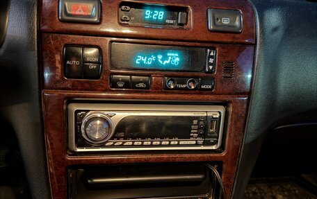 Nissan Maxima IV, 1998 год, 450 000 рублей, 10 фотография