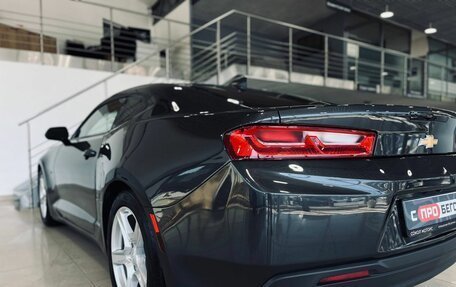 Chevrolet Camaro VI, 2017 год, 2 699 900 рублей, 8 фотография