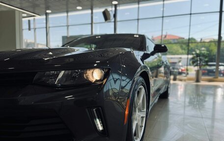 Chevrolet Camaro VI, 2017 год, 2 699 900 рублей, 7 фотография