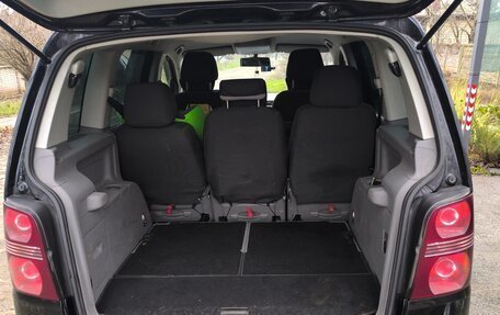 Volkswagen Touran III, 2006 год, 760 000 рублей, 11 фотография