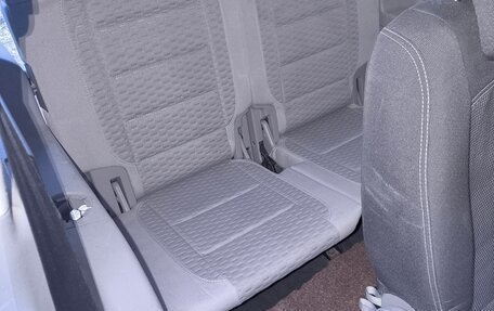 Volkswagen Touran III, 2006 год, 760 000 рублей, 9 фотография