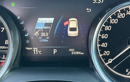 Toyota Camry, 2022 год, 3 800 000 рублей, 1 фотография
