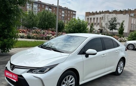 Toyota Corolla, 2020 год, 2 090 000 рублей, 2 фотография