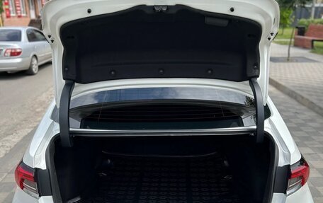 Toyota Corolla, 2020 год, 2 090 000 рублей, 12 фотография