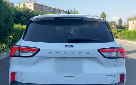 Ford Escape, 2019 год, 2 400 000 рублей, 4 фотография