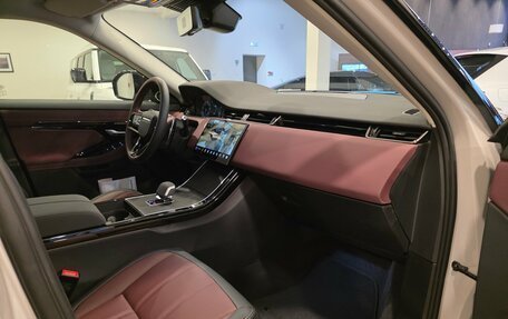 Land Rover Range Rover Evoque II, 2025 год, 5 800 000 рублей, 24 фотография