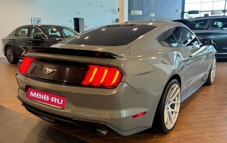 Ford Mustang VI рестайлинг, 2020 год, 3 190 000 рублей, 4 фотография