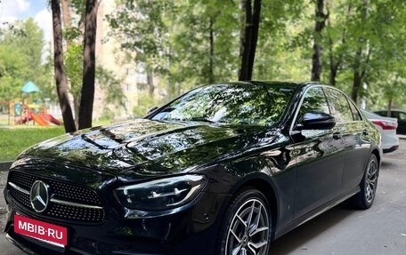 Mercedes-Benz E-Класс, 2021 год, 3 100 000 рублей, 5 фотография