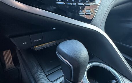 Toyota Camry, 2022 год, 3 800 000 рублей, 12 фотография