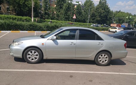 Toyota Camry V40, 2002 год, 600 000 рублей, 2 фотография