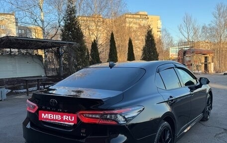 Toyota Camry, 2022 год, 3 800 000 рублей, 30 фотография