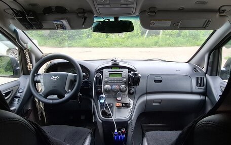 Hyundai H-1 II рестайлинг, 2011 год, 1 300 000 рублей, 8 фотография