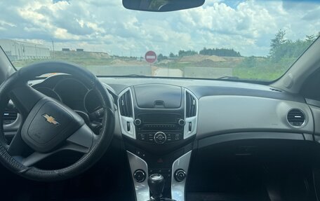 Chevrolet Cruze II, 2013 год, 685 000 рублей, 8 фотография