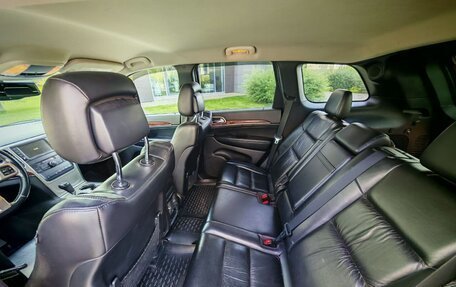 Jeep Grand Cherokee, 2011 год, 1 800 000 рублей, 17 фотография