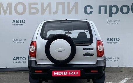 Chevrolet Niva I рестайлинг, 2013 год, 650 000 рублей, 4 фотография