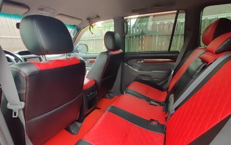 Toyota Land Cruiser Prado 120 рестайлинг, 2007 год, 2 249 000 рублей, 9 фотография