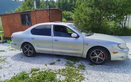 Nissan Maxima VIII, 2000 год, 205 000 рублей, 4 фотография