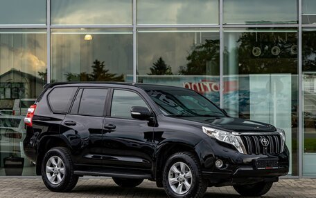 Toyota Land Cruiser Prado 150 рестайлинг 2, 2015 год, 3 595 000 рублей, 3 фотография