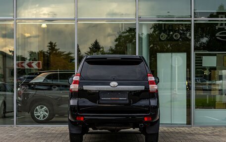 Toyota Land Cruiser Prado 150 рестайлинг 2, 2015 год, 3 595 000 рублей, 5 фотография