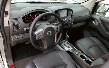 Nissan Pathfinder, 2011 год, 1 495 000 рублей, 13 фотография