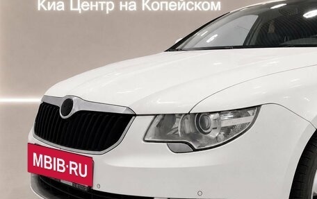 Skoda Superb III рестайлинг, 2011 год, 995 000 рублей, 6 фотография
