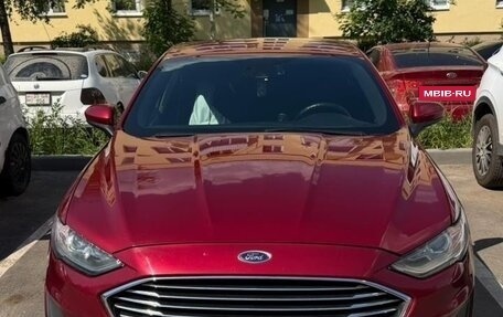 Ford Fusion (North America) II, 2019 год, 950 000 рублей, 2 фотография