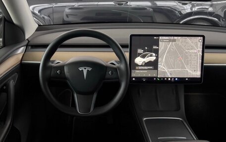 Tesla Model Y I, 2021 год, 3 987 654 рублей, 13 фотография