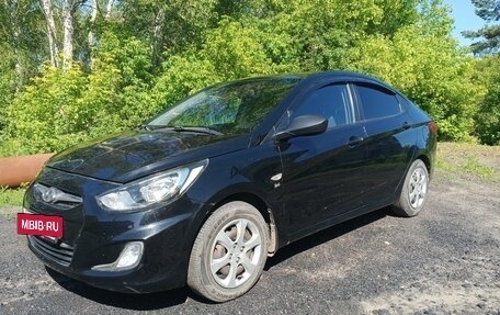 Hyundai Solaris II рестайлинг, 2013 год, 670 000 рублей, 10 фотография