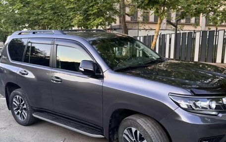 Toyota Land Cruiser Prado 150 рестайлинг 2, 2021 год, 6 500 000 рублей, 4 фотография