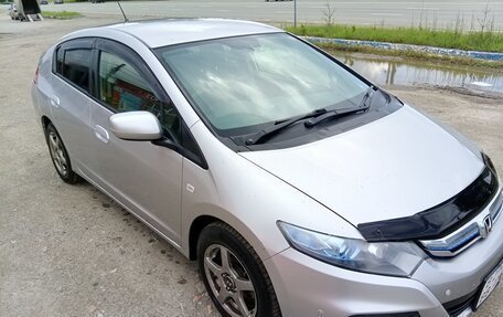 Honda Insight II рестайлинг, 2012 год, 700 000 рублей, 2 фотография