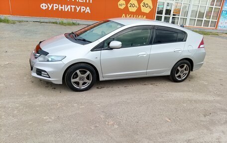 Honda Insight II рестайлинг, 2012 год, 700 000 рублей, 8 фотография