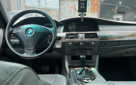 BMW 5 серия, 2004 год, 888 000 рублей, 2 фотография