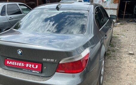 BMW 5 серия, 2004 год, 888 000 рублей, 5 фотография