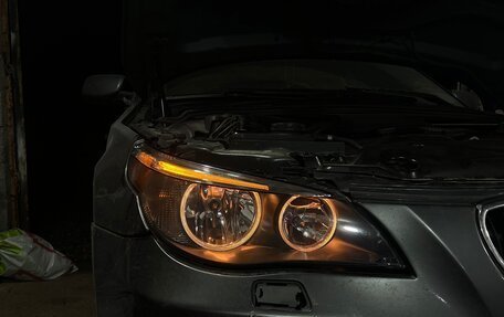 BMW 5 серия, 2004 год, 888 000 рублей, 16 фотография