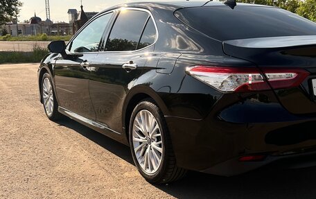 Toyota Camry, 2018 год, 2 700 000 рублей, 6 фотография