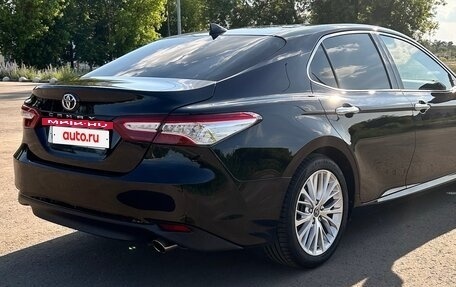 Toyota Camry, 2018 год, 2 700 000 рублей, 8 фотография