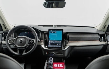 Volvo XC90 II рестайлинг, 2025 год, 10 390 000 рублей, 15 фотография