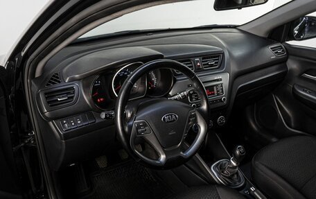 KIA Rio III рестайлинг, 2016 год, 1 050 000 рублей, 10 фотография