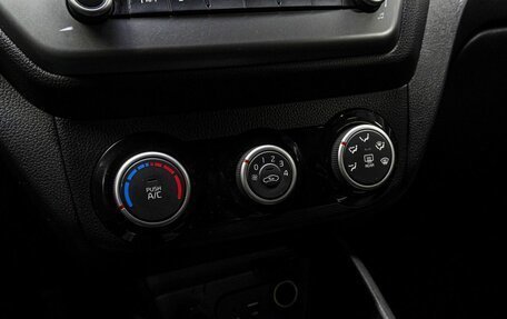 KIA Rio III рестайлинг, 2016 год, 1 050 000 рублей, 21 фотография