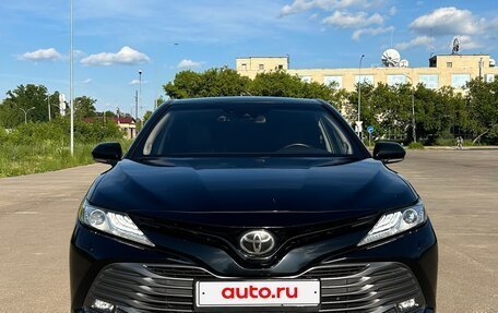 Toyota Camry, 2018 год, 2 700 000 рублей, 3 фотография