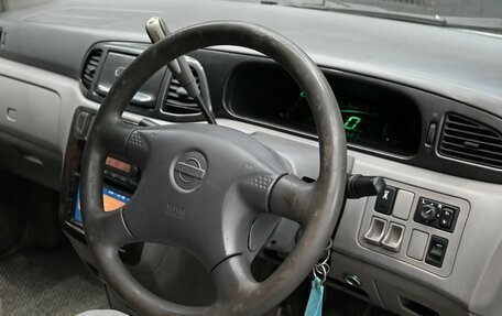 Nissan Liberty, 2000 год, 380 000 рублей, 7 фотография