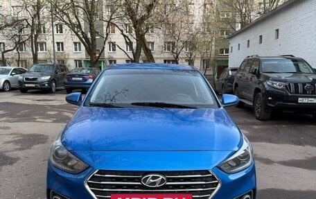 Hyundai Solaris II рестайлинг, 2018 год, 990 000 рублей, 2 фотография