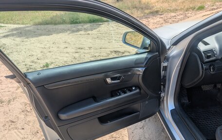 Audi A4, 2003 год, 750 000 рублей, 10 фотография