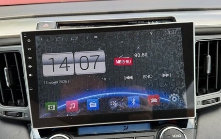 Toyota RAV4, 2017 год, 2 500 000 рублей, 8 фотография