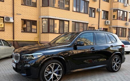 BMW X5, 2019 год, 7 550 000 рублей, 2 фотография