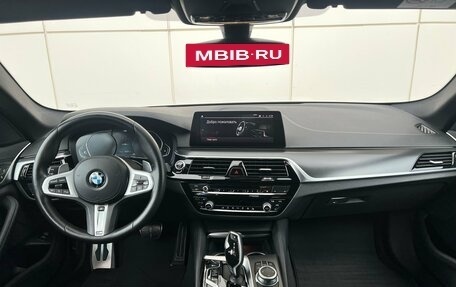 BMW 5 серия, 2020 год, 4 990 000 рублей, 10 фотография