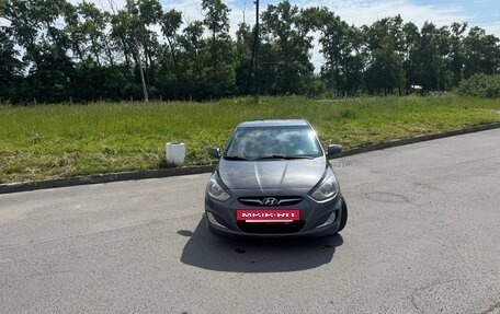 Hyundai Solaris II рестайлинг, 2011 год, 480 000 рублей, 3 фотография