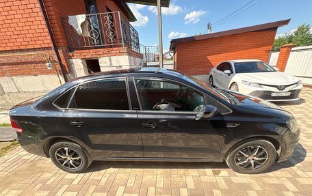 Volkswagen Polo VI (EU Market), 2016 год, 930 000 рублей, 3 фотография